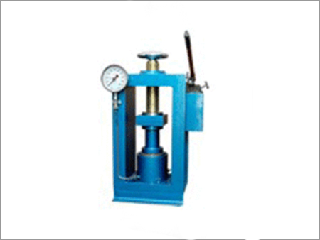 Hand Operated Compression Testing Machine